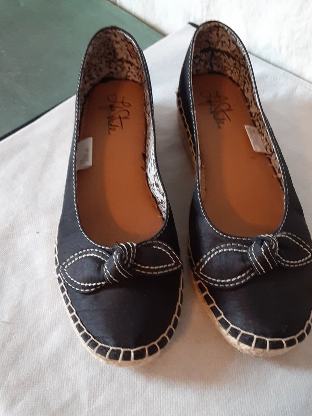 Life Stride Women Wedge Shoes black white stitching & bow Canvas Espadrille 7 US